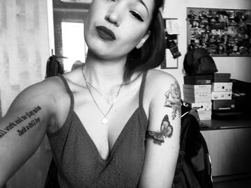 kiss