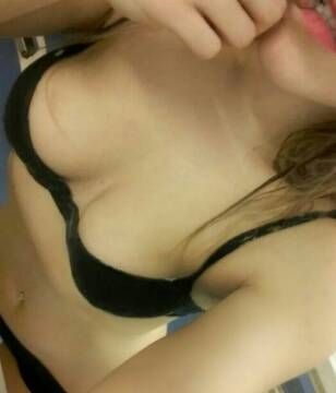 Public Photo of Luna_023