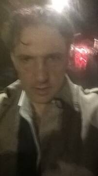 sconvolto dopo una serata