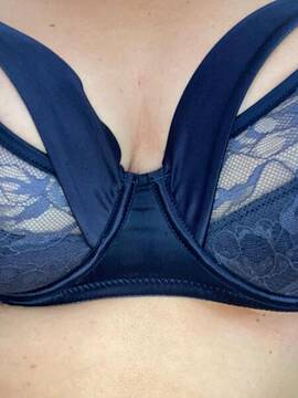 Public Photo of MomyHot