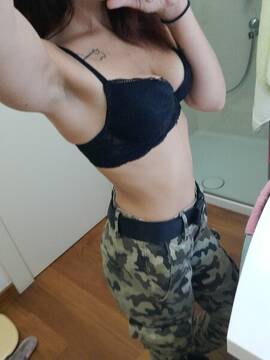 Public Photo of Giulia0069