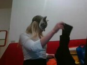 Segretaria annoiata e vogliosa si masturba